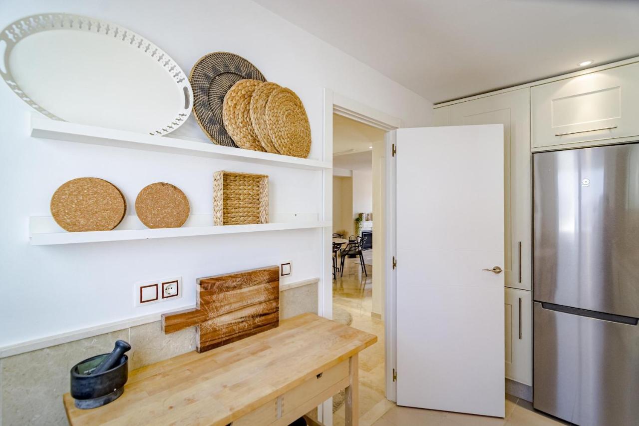 Apartment Ar23 - Flat, Puerto Banus By Roomservices Marbella